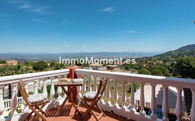 Resale - Detached villa - Inland  - Alhaurín de la Torre