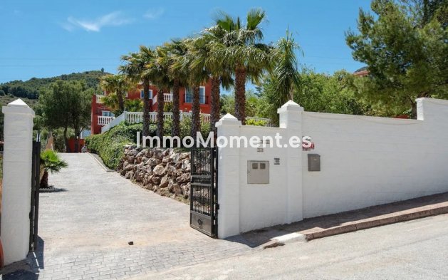 Resale - Detached villa - Inland  - Alhaurín de la Torre