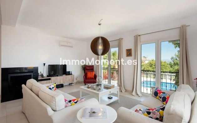 Resale - Detached villa - Inland  - Alhaurín de la Torre