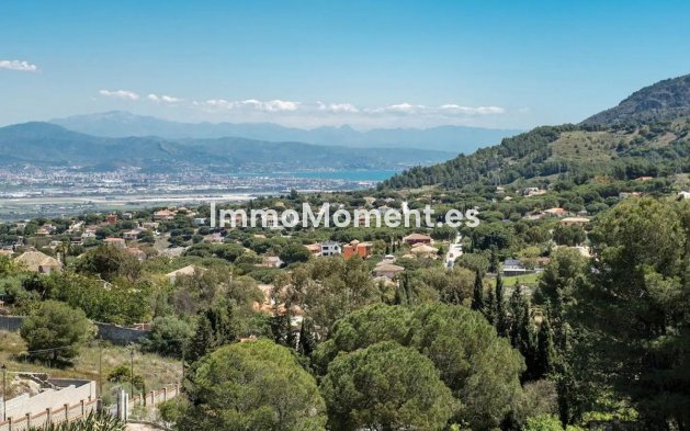 Resale - Detached villa - Inland  - Alhaurín de la Torre