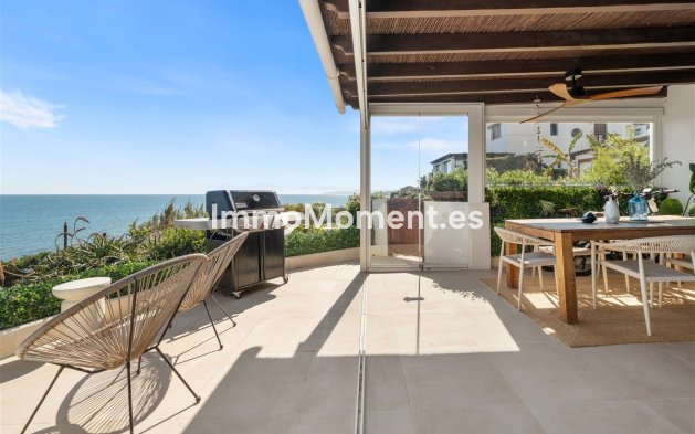 Reventa - Villa independiente - Estepona  - Estepona Centro