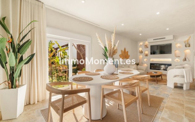 Reventa - Villa independiente - Estepona  - Estepona Centro