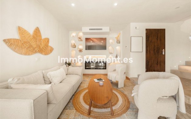 Reventa - Villa independiente - Estepona  - Estepona Centro
