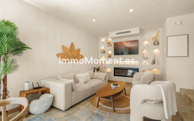 Reventa - Villa independiente - Estepona  - Estepona Centro