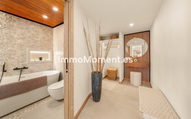 Reventa - Villa independiente - Estepona  - Estepona Centro