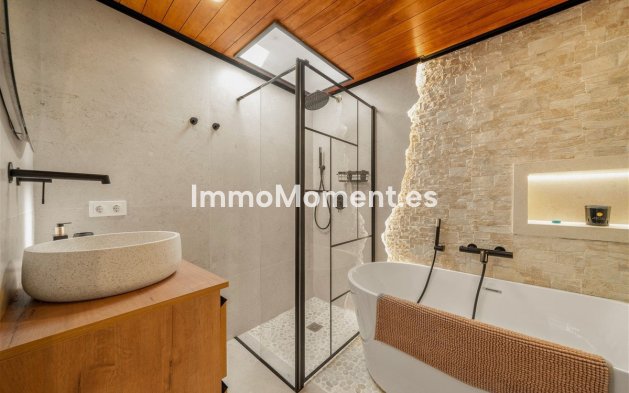 Reventa - Villa independiente - Estepona  - Estepona Centro