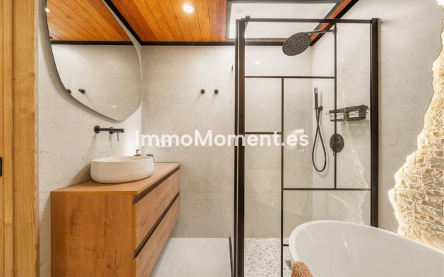 Reventa - Villa independiente - Estepona  - Estepona Centro