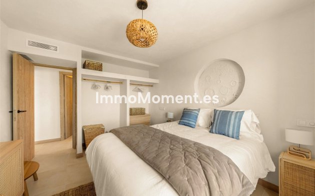 Reventa - Villa independiente - Estepona  - Estepona Centro