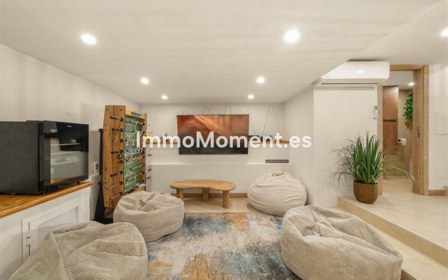 Reventa - Villa independiente - Estepona  - Estepona Centro