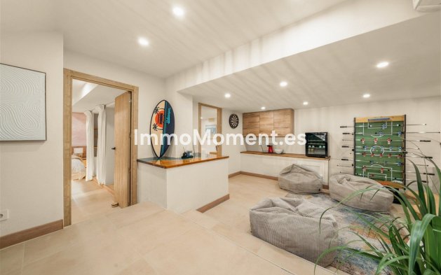 Reventa - Villa independiente - Estepona  - Estepona Centro