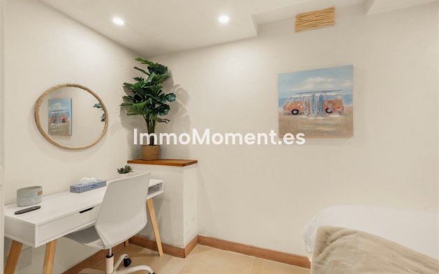 Reventa - Villa independiente - Estepona  - Estepona Centro