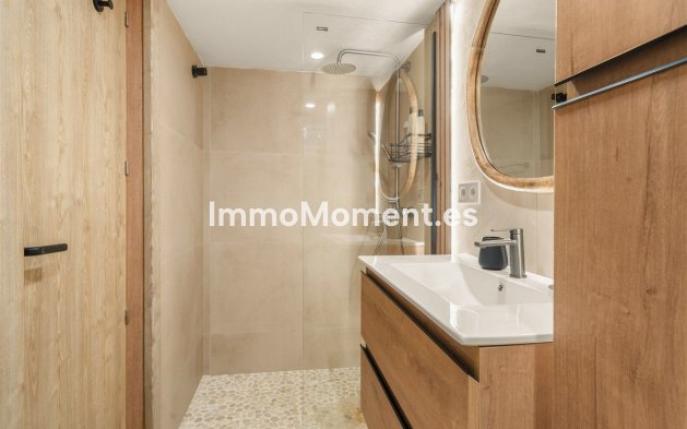 Reventa - Villa independiente - Estepona  - Estepona Centro