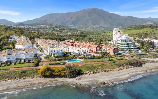 Reventa - Villa independiente - Estepona  - Estepona Centro