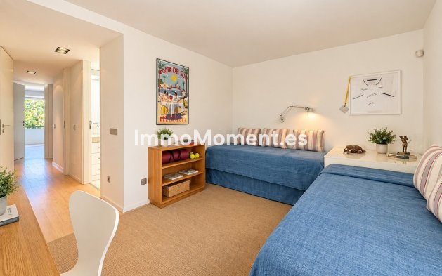 Resale - Townhouse - Marbella - Nueva Andalucía