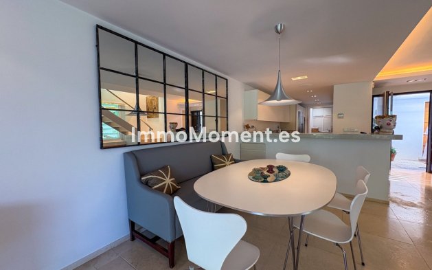 Resale - Townhouse - Marbella - Nueva Andalucía