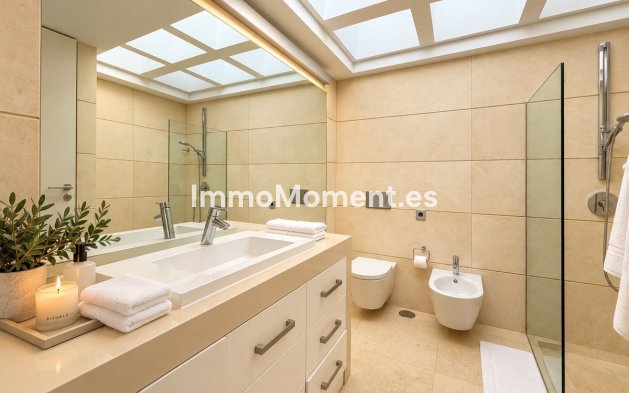 Resale - Townhouse - Marbella - Nueva Andalucía