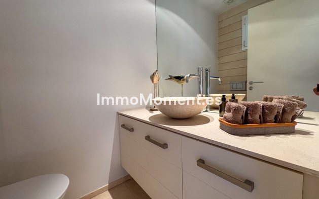 Resale - Townhouse - Marbella - Nueva Andalucía