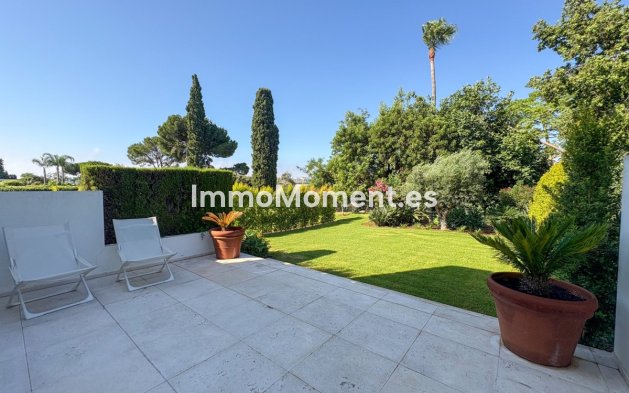 Resale - Townhouse - Marbella - Nueva Andalucía