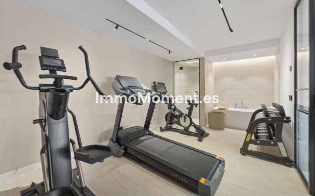 Bestaande woning - Vrijstaande villa - Benalmadena - Benalmadena Centro