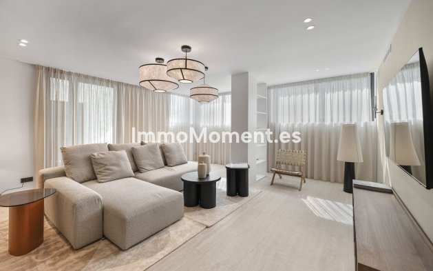 Bestaande woning - Vrijstaande villa - Benalmadena - Benalmadena Centro