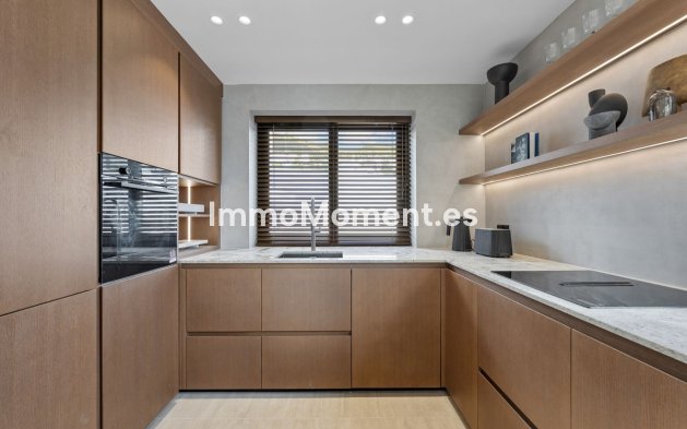 Bestaande woning - Vrijstaande villa - Benalmadena - Benalmadena Centro