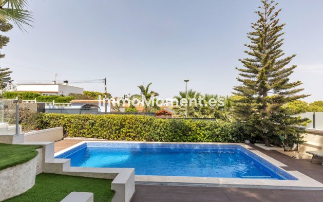 Resale - Detached villa - Torrevieja - Los Balcones - Los Altos del Edén
