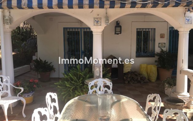 Resale - Detached villa - Mijas Costa