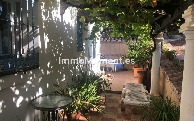 Resale - Detached villa - Mijas Costa