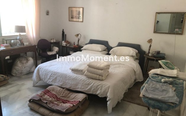 Resale - Detached villa - Mijas Costa