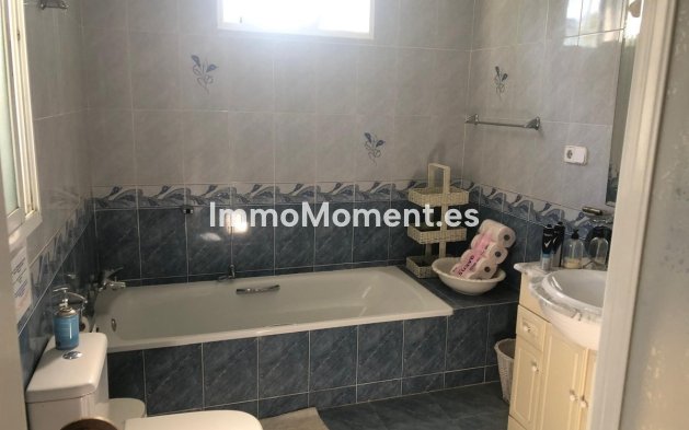 Resale - Detached villa - Mijas Costa