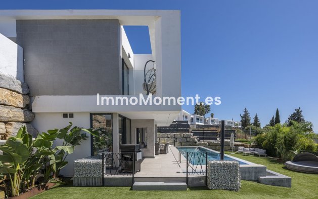 Reventa - Villa independiente - Estepona  - Valle Romano