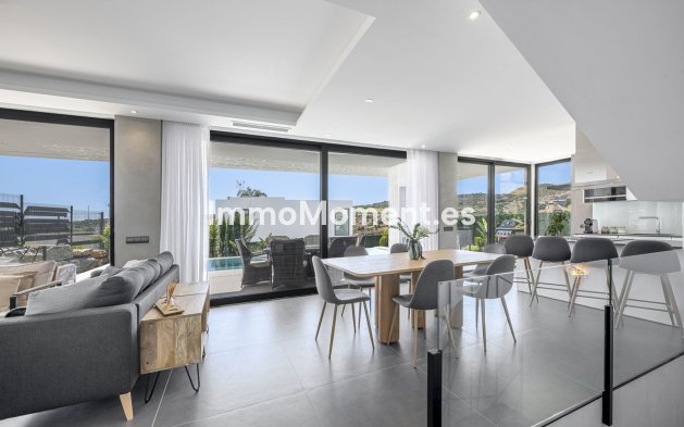 Reventa - Villa independiente - Estepona  - Valle Romano