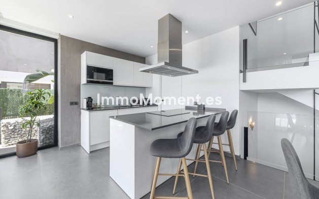Reventa - Villa independiente - Estepona  - Valle Romano