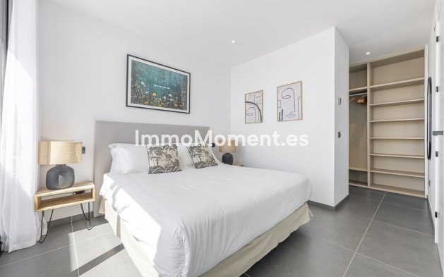 Reventa - Villa independiente - Estepona  - Valle Romano