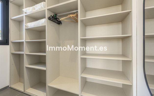 Reventa - Villa independiente - Estepona  - Valle Romano