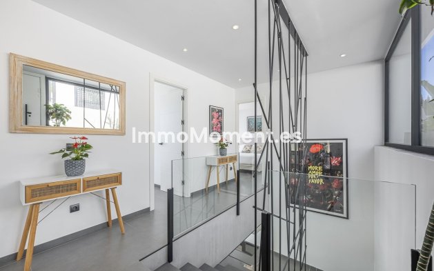 Reventa - Villa independiente - Estepona  - Valle Romano