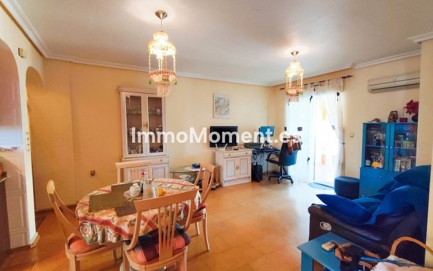 Resale - Apartment - Orihuela Costa - Cabo roig - La Zenia