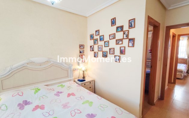 Resale - Apartment - Orihuela Costa - Cabo roig - La Zenia