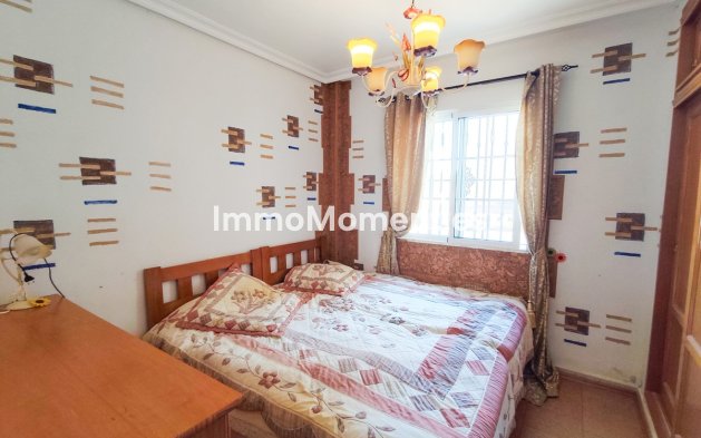 Resale - Apartment - Orihuela Costa - Cabo roig - La Zenia
