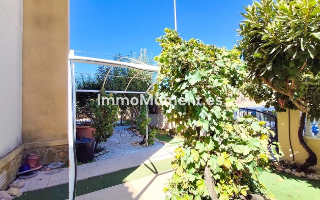 Resale - Apartment - Orihuela Costa - Cabo roig - La Zenia