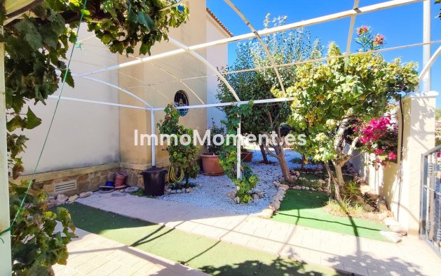 Resale - Apartment - Orihuela Costa - Cabo roig - La Zenia