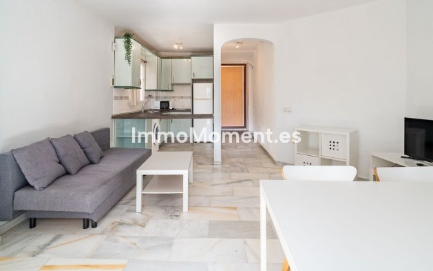 Resale - Apartment - Benalmadena - Benalmadena Centro