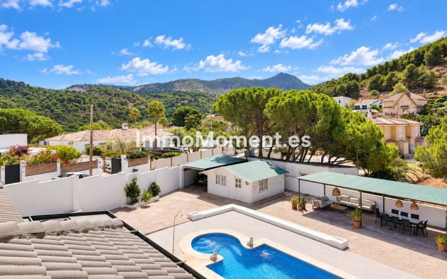 Resale - Detached villa - Inland  - Alhaurín de la Torre