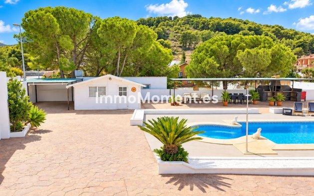 Resale - Detached villa - Inland  - Alhaurín de la Torre