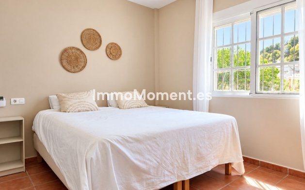 Resale - Detached villa - Inland  - Alhaurín de la Torre