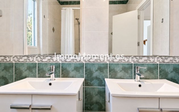 Resale - Detached villa - Inland  - Alhaurín de la Torre