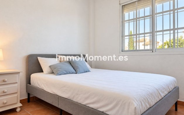 Resale - Detached villa - Inland  - Alhaurín de la Torre