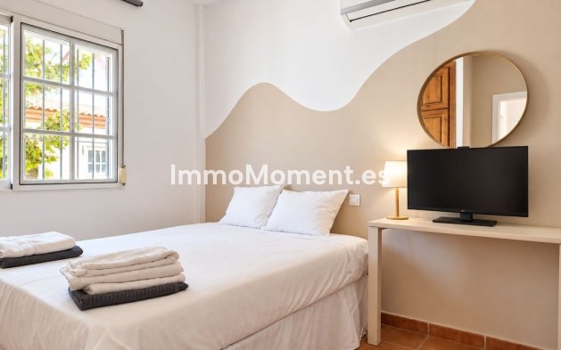Resale - Detached villa - Inland  - Alhaurín de la Torre