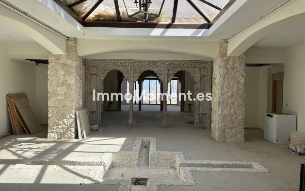 Bestaande woning - Vrijstaande villa - Marbella - La Mairena