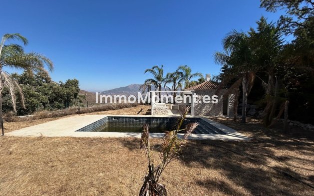Bestaande woning - Vrijstaande villa - Marbella - La Mairena
